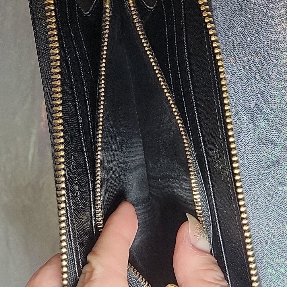Prada Black Saffiano Textured Leather Zip Around Continental Long Wallet - Picture 8 of 12
